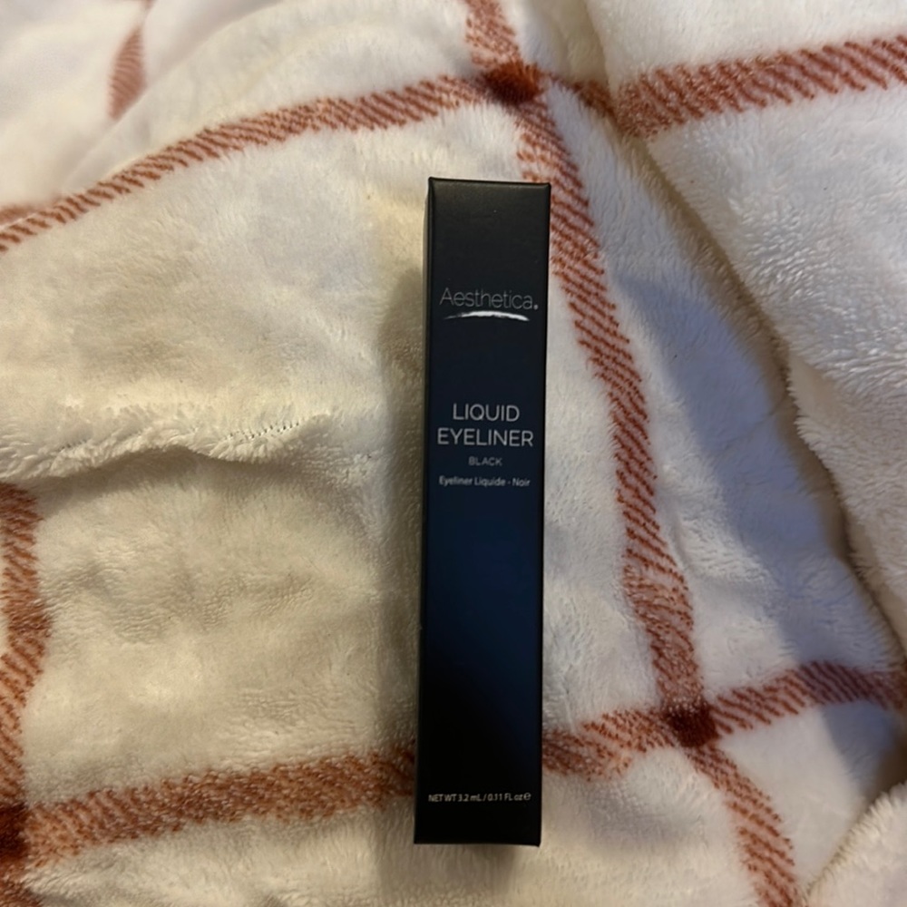 Liquid Eyeliner 3.2mL/0.11FLoz